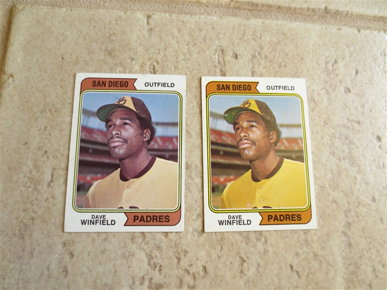 (2) 1974 Topps Dave Winfield rookie baseball cards in nice condition.  Hall of Famer