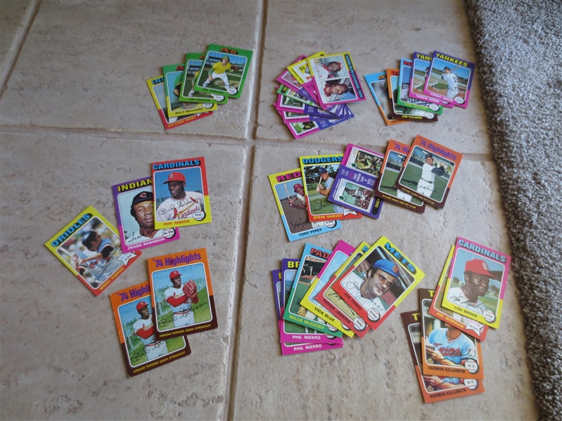 (35) 1975 Topps Baseball cards all of Hall of Famers!