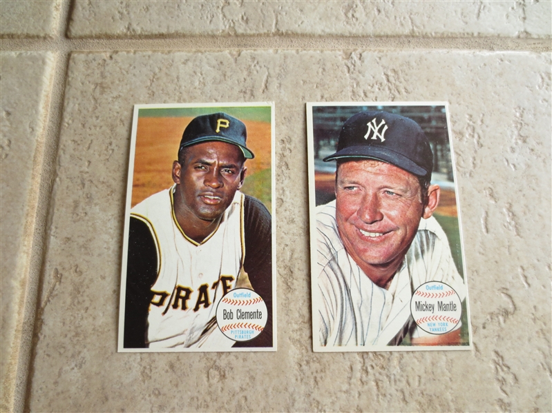 1964 Topps Giants Mickey Mantle and Bob Clemente baseball cards