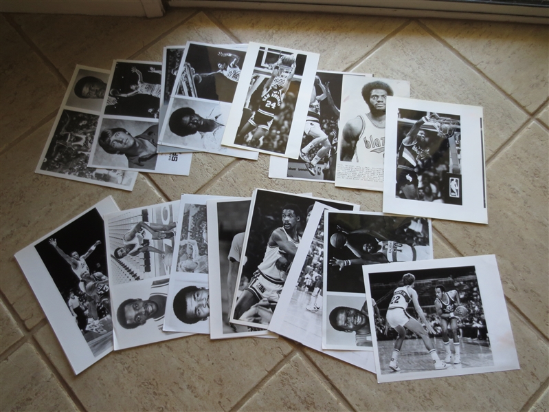 (61) 1970's-90's NBA Press Photos from Sporting News Archives Lakers, Celtics, 76ers, Pistons, Spurs