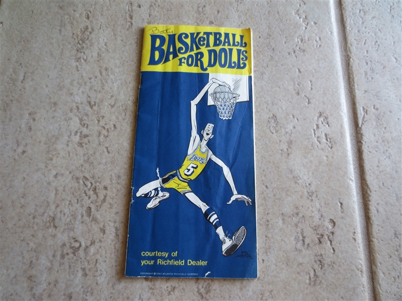 1967 Los Angeles Lakers Basketball for Dolls advertising booklet from ARCO