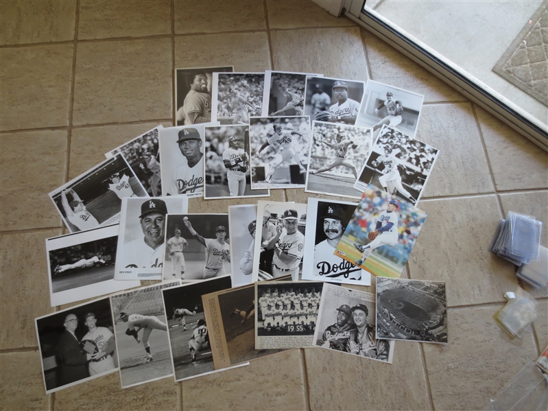 (26) different Los Angeles Dodgers press photos including those from Sporting News Archive