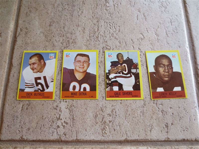1967 Philadelphia Football Card Complete Set in BEAUTIFUL Condition missing Saints Insignia card