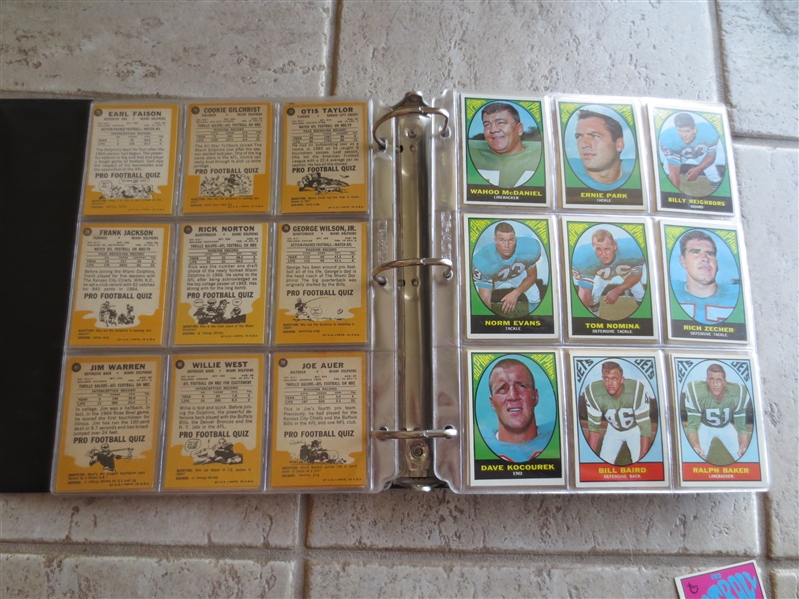 1967 Topps Football Card Complete Set in very nice condition!