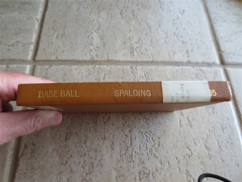 1935 Spalding Official Baseball Guide Dizzy Dean cover
