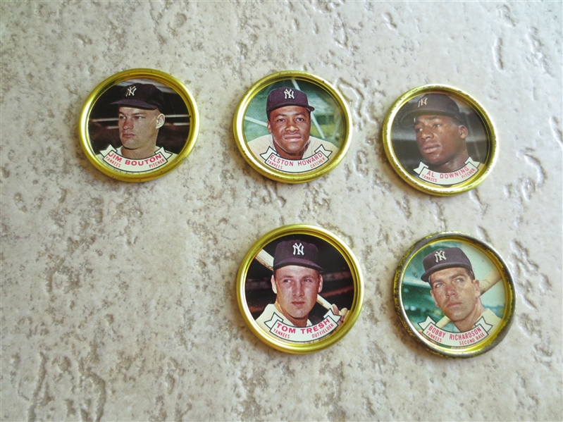(5) 1964 Topps Coins All Yankees:  Tresh, Bouton, Downing, Richardson, Howard