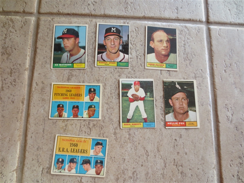 (140) 1961 Topps baseball cards with Hall of Famers