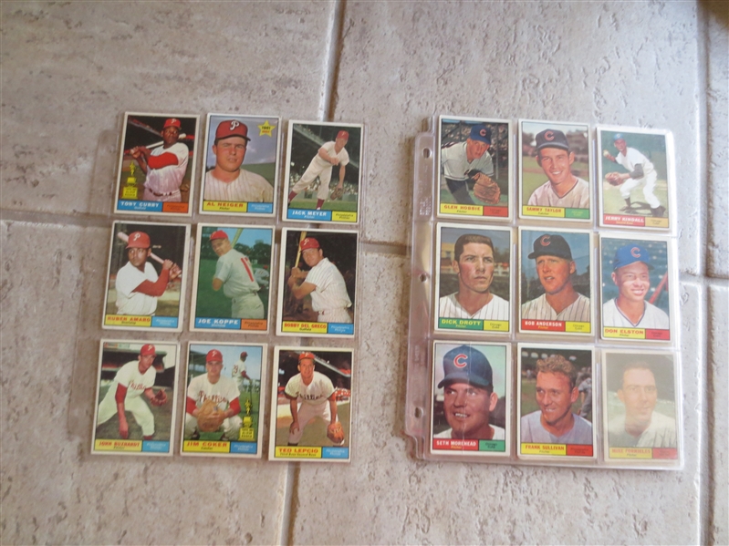 (140) 1961 Topps baseball cards with Hall of Famers
