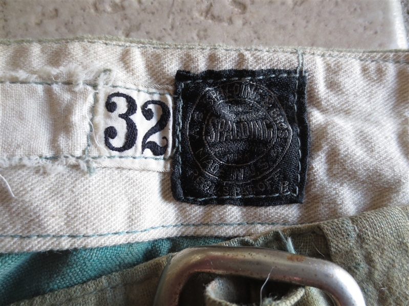 1920's Spalding Basketball Shorts with beautiful cloth manufacturing patch