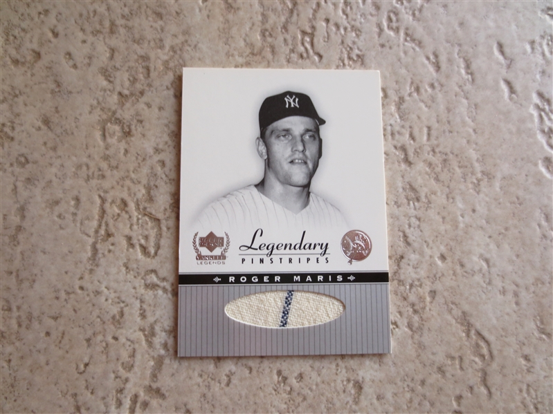 2000 Upper Deck Legendary Pinstripes Roger Maris Jersey Patch Baseball Card