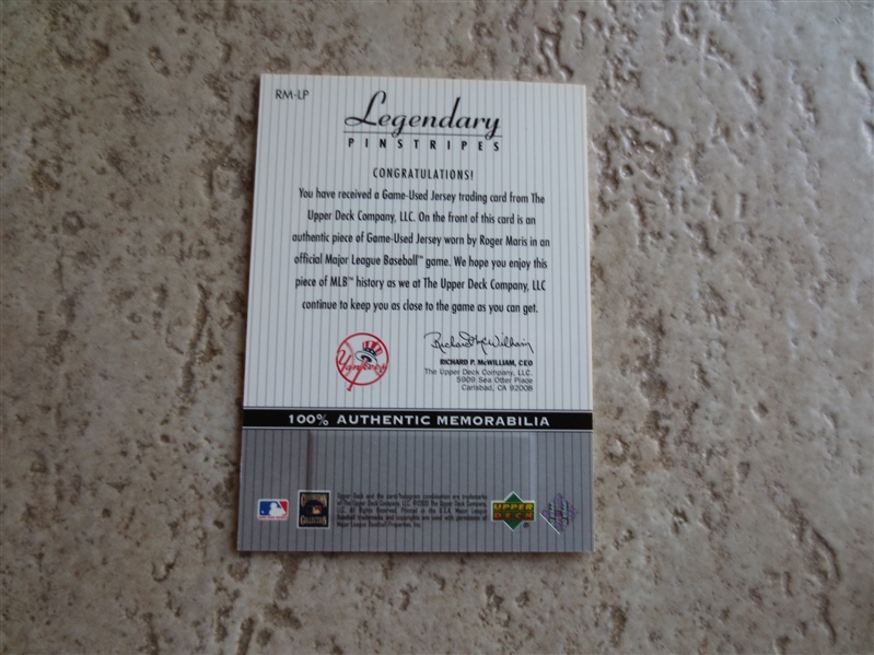 2000 Upper Deck Legendary Pinstripes Roger Maris Jersey Patch Baseball Card