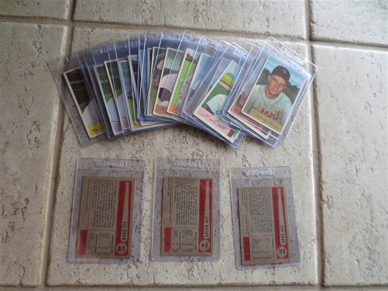 (24) 1954 Bowman Baseball Cards with no superstars in ex+ condition