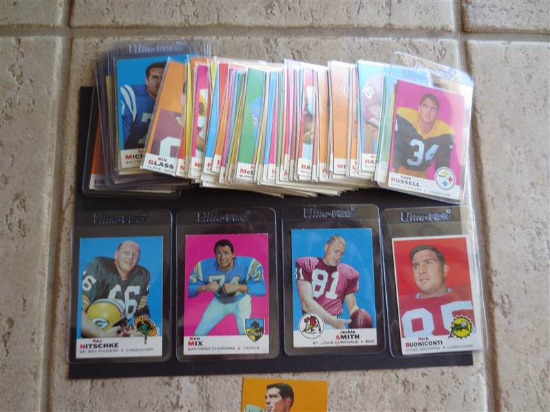 (80) 1969 Topps Football Cards with Hall of Famers in nice condition with Ron Mix plus