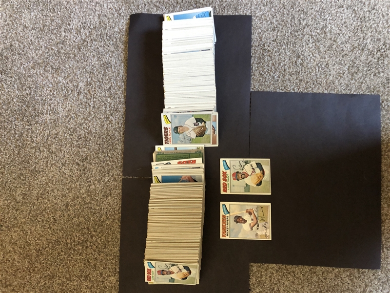 (550) 1977 Topps Baseball Cards with no Superstars