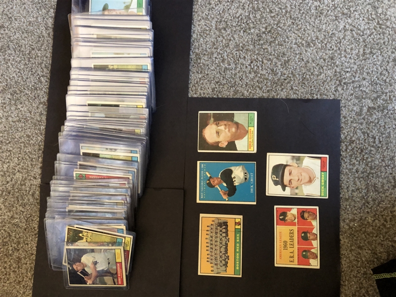 (500) 1961 Topps Baseball Cards in overall ex+ condition