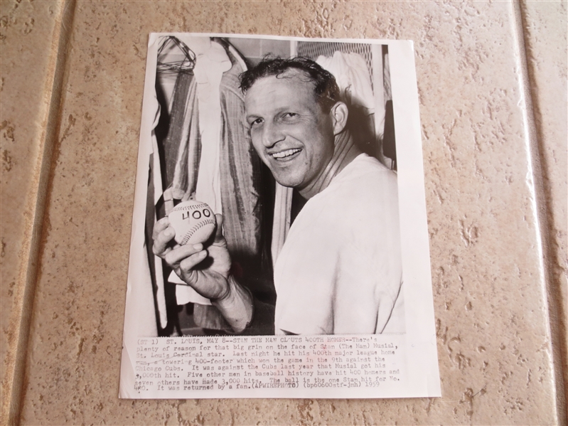 1959 Stan Musial AP Wire photo with his 400th Home Run Ball that Beats the Cubs