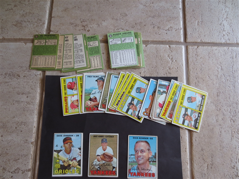 (260) 1967, 68, and 69 Topps Baseball Cards with some stars
