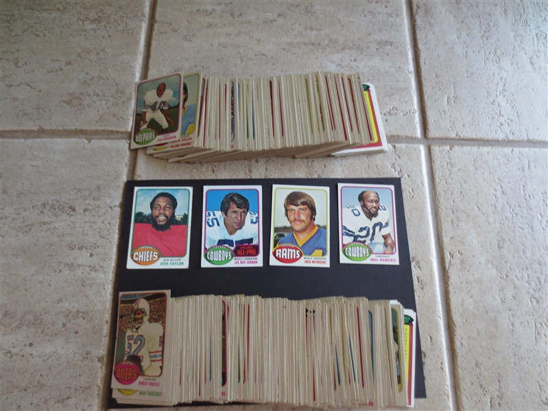 (1100) 1975, 76, 78, and 79 Topps Football Cards with some stars and duplication