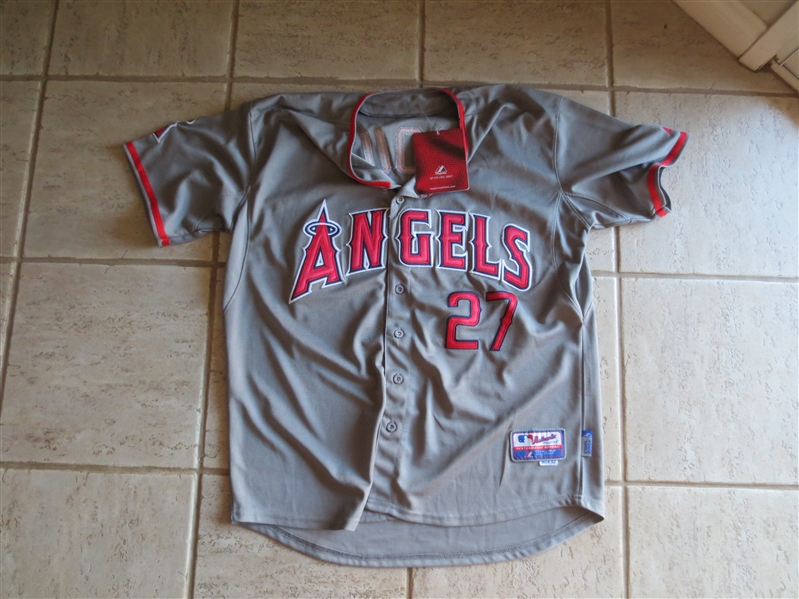 Autographed Mike Trout Angels Baseball Jersey with Certification from Global Authentics