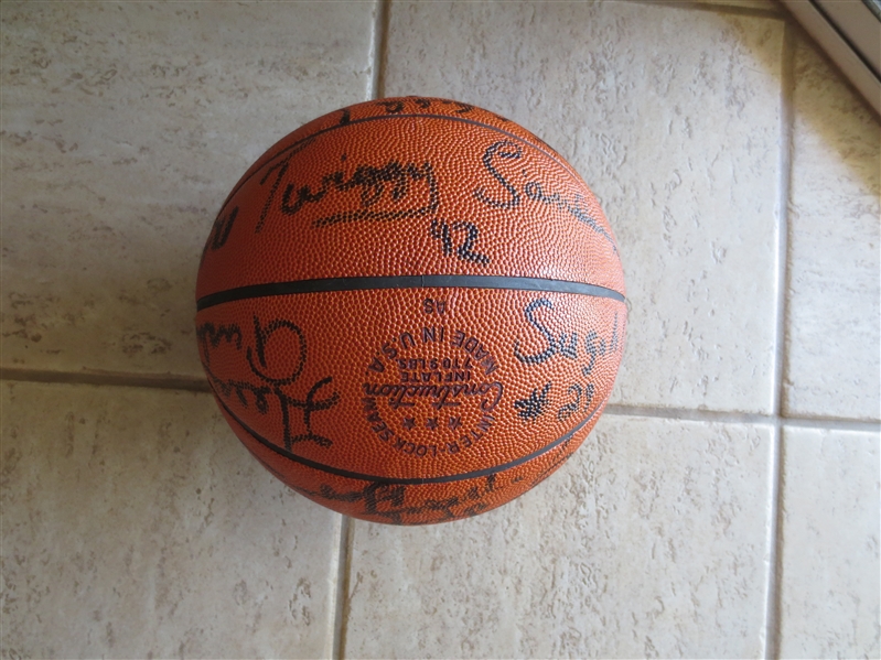 Autographed 1970's Harlem Globetrotters Basketball with 18 signatures including Curly Neal and Geese Ausbie
