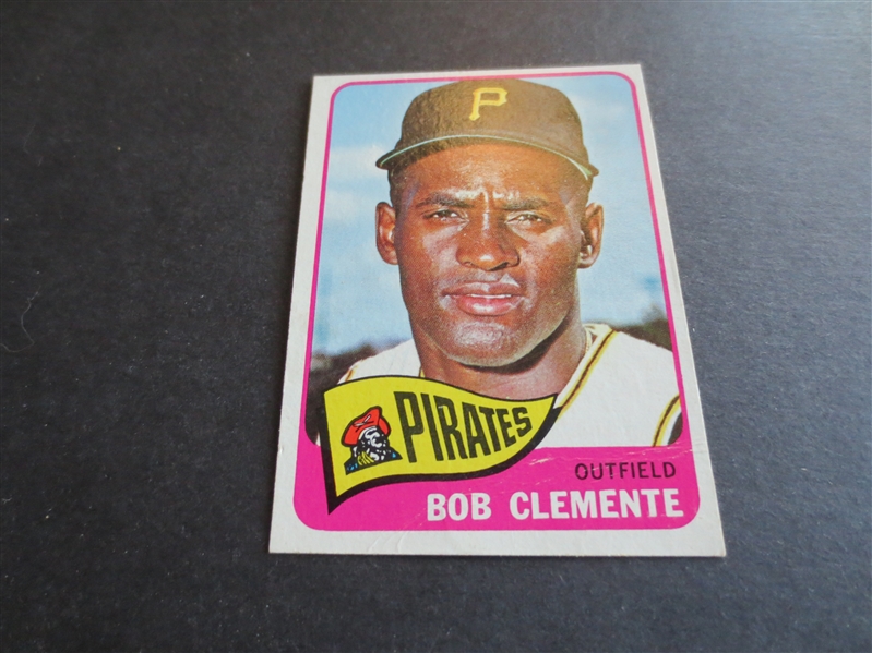 1965 Topps Bob Clemente Baseball Card #160 Looks sharp but has a crease