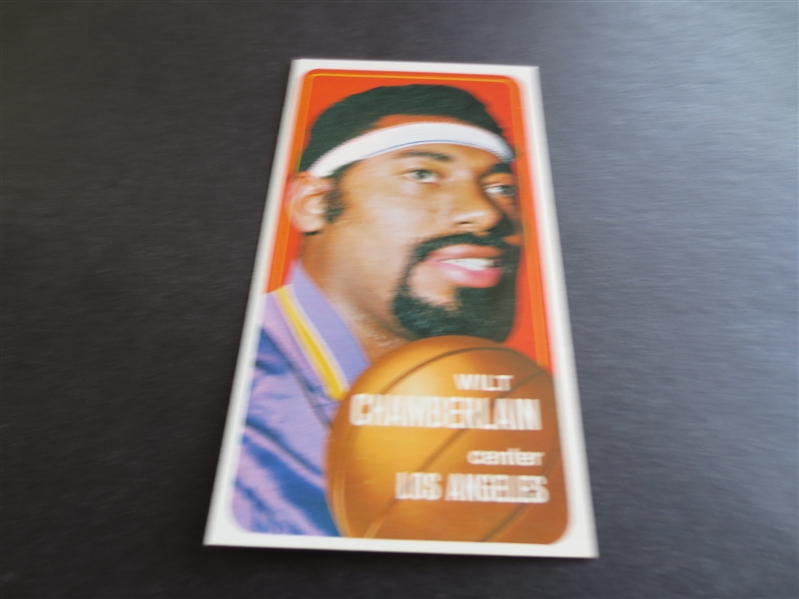 1970-71 Topps Wilt Chamberlain Basketball Card #50 in Beautiful Shape!