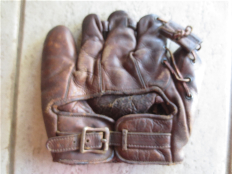 1930's Tony Lazzeri Marathon Model 4227 Buckle Back Baseball Glove New York Yankees PCL