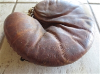 1940s Willard Hershberger Hutch Model 246 Catchers Mitt with Cloth Label  Committed Suicide during season with Cincinnati Reds