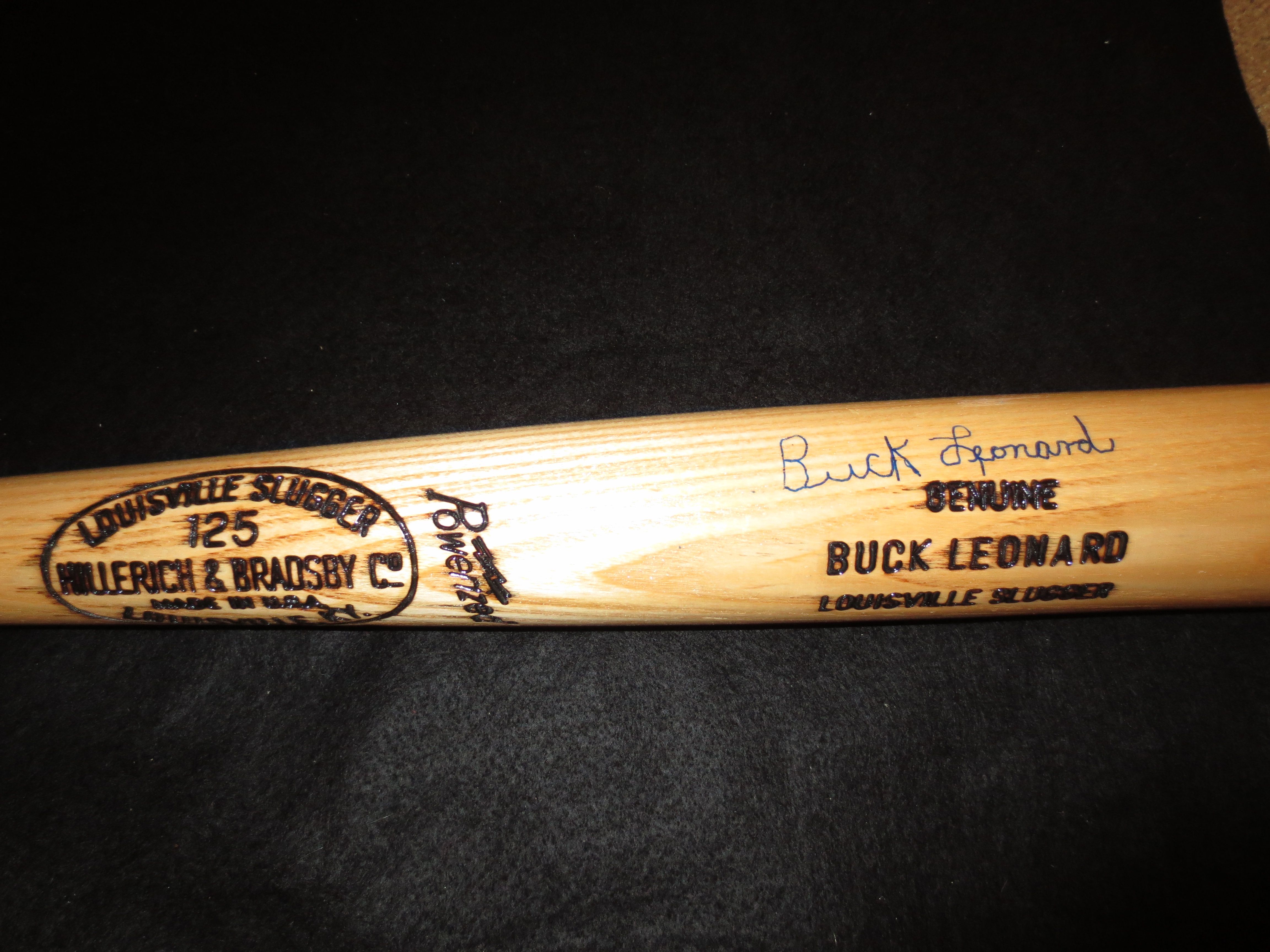 Lot Detail - Buck Leonard Negro League Autographed Louisville Slugger ...