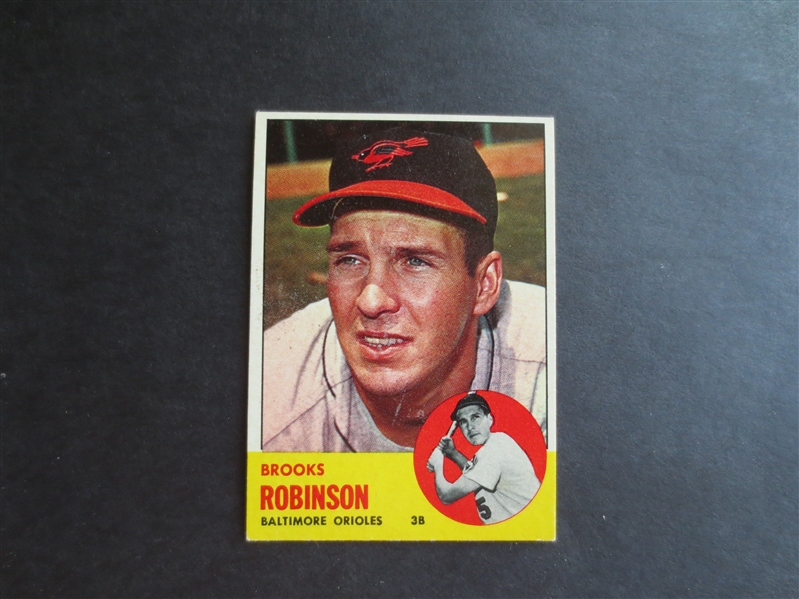 1963 Topps Brooks Robinson baseball card #345 in beautiful condition!