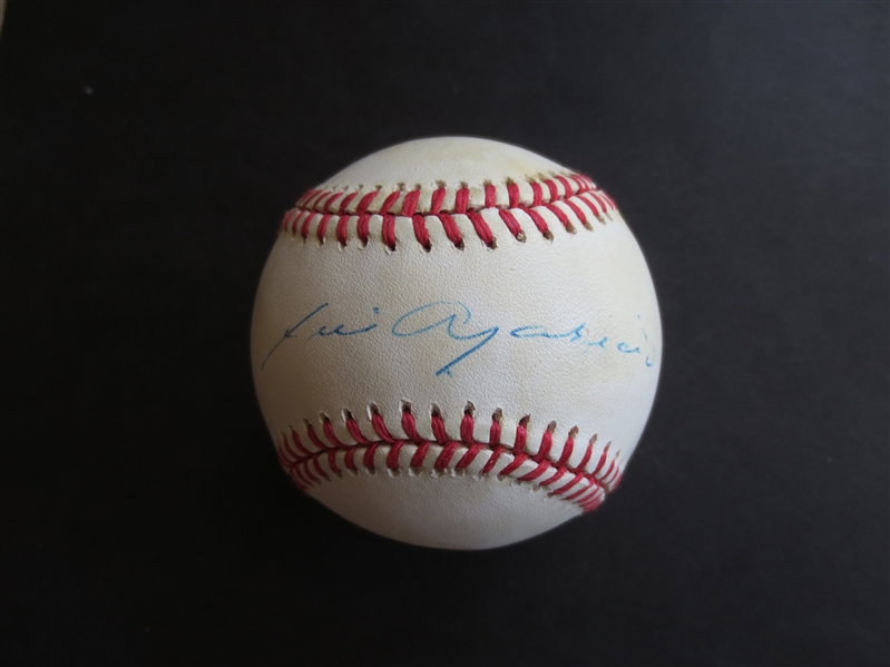Autographed Luis Aparicio Official Rawlings AL Ball ---Hall of Famer